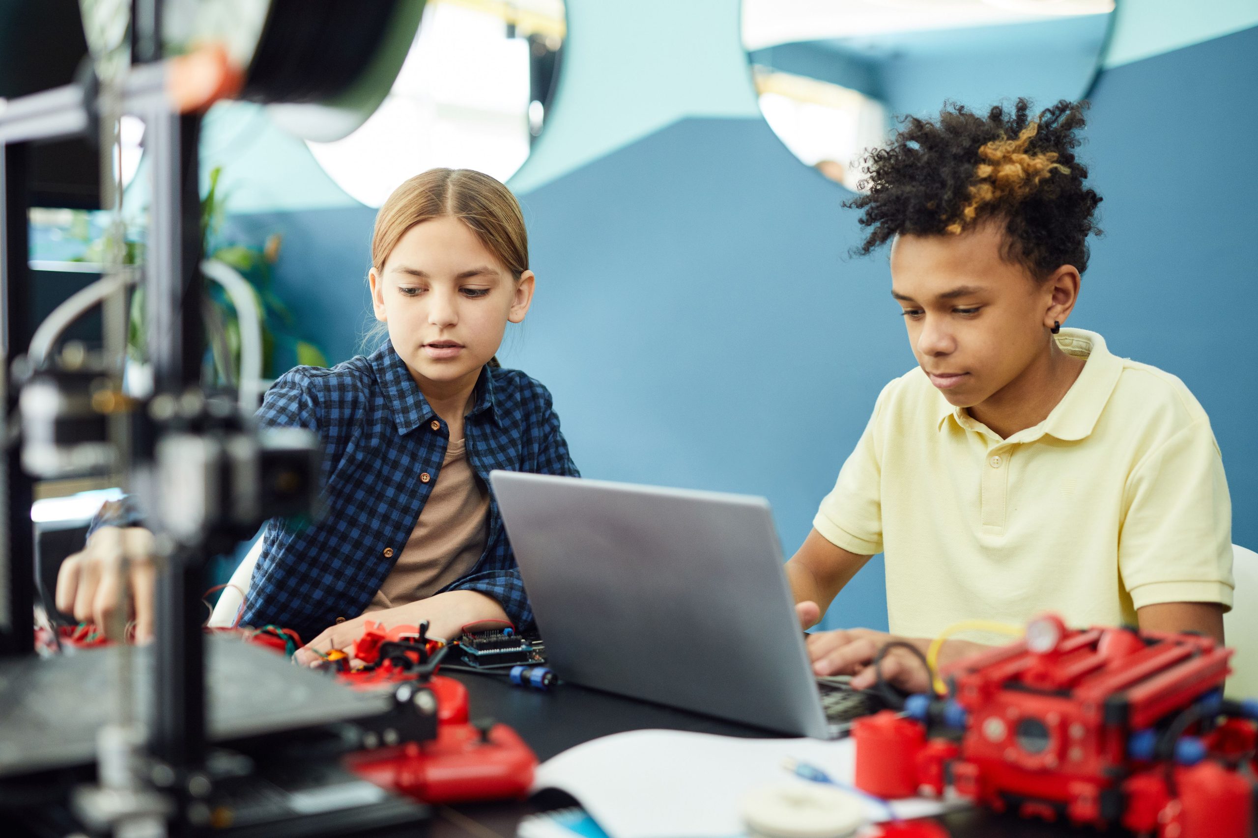 Artificial Intelligence in Education: The Definitive Digital Literacy Guide for Families